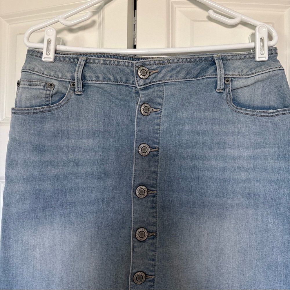 Maurices Light Blue Button-Front Denim Mini Skirt - Picture 4 of 13
